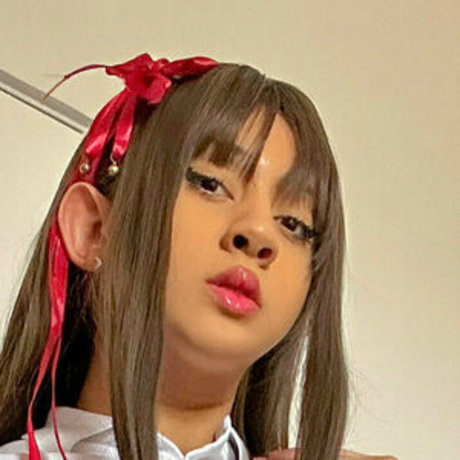 akakumiufree model perfect img