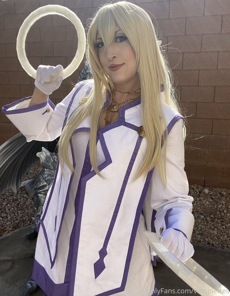 vamplettes model perfect pictures