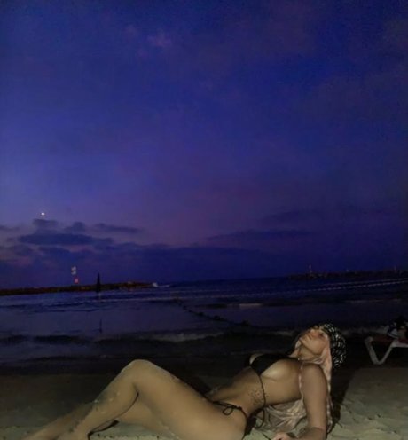 Carmel Yehezkel star high quality pic