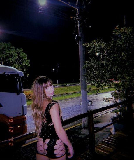 Lavinia Britto model sexy gallery