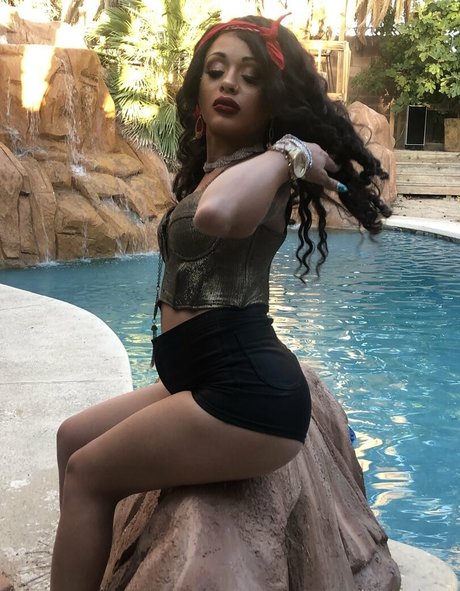 star teen onlyfans pornographic image