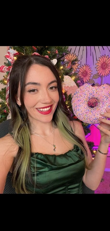 Skyytea hd pornstar picture