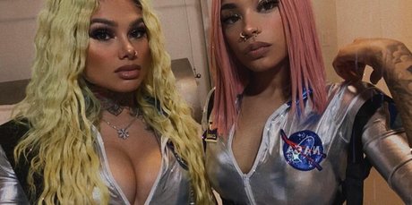 Snow Tha Product pornstar beautiful picture