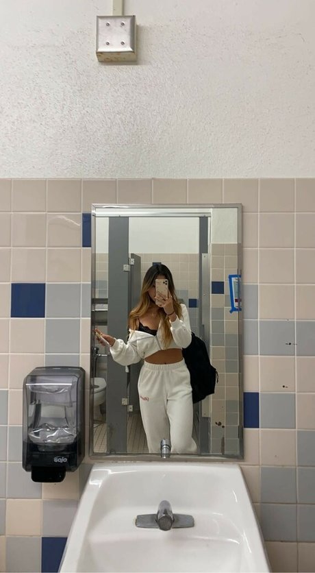 Paige Taylor model nice image