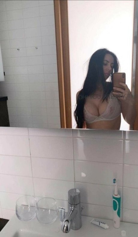 La Mala Rodriguez adult actress img