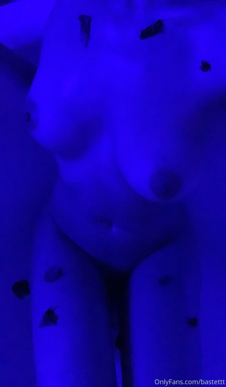 lolaqueencobra sexy star picture