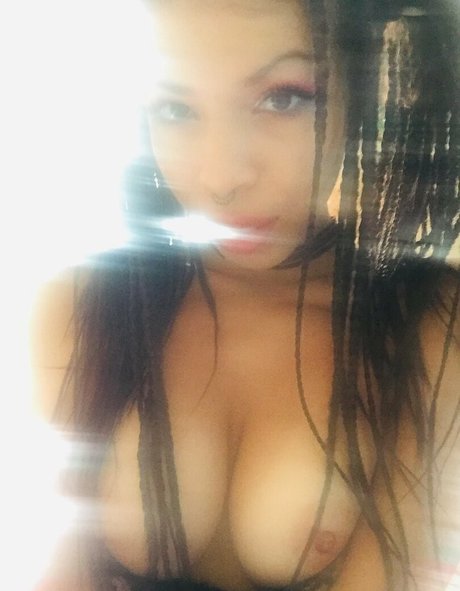 lolaqueencobra star naked archive