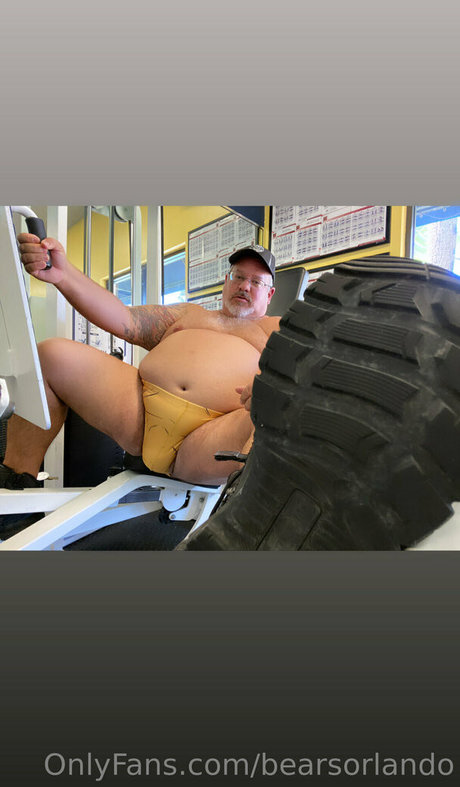 bearsorlando porn model img