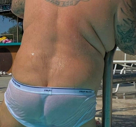 bearsorlando pornographic model pic