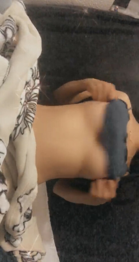 sonyaxule high quality model img