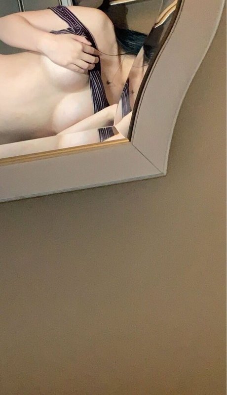 sonyaxule top star image