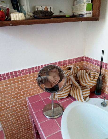 alice inwonderland96 pornstar beautiful picture