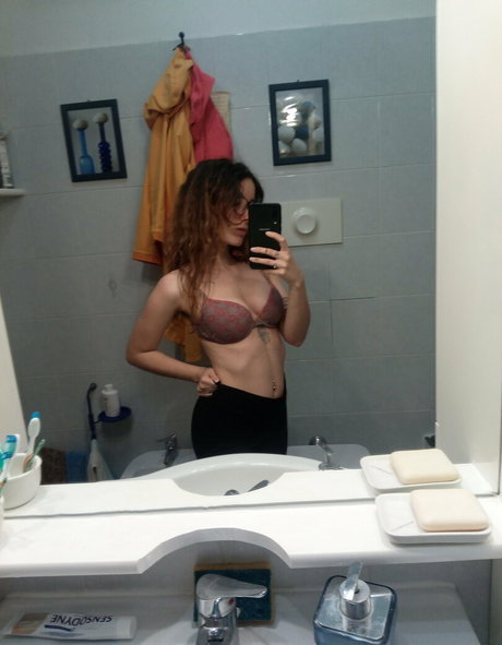 alice inwonderland96 model hd img