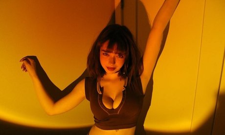 oss0rio xxx model pic