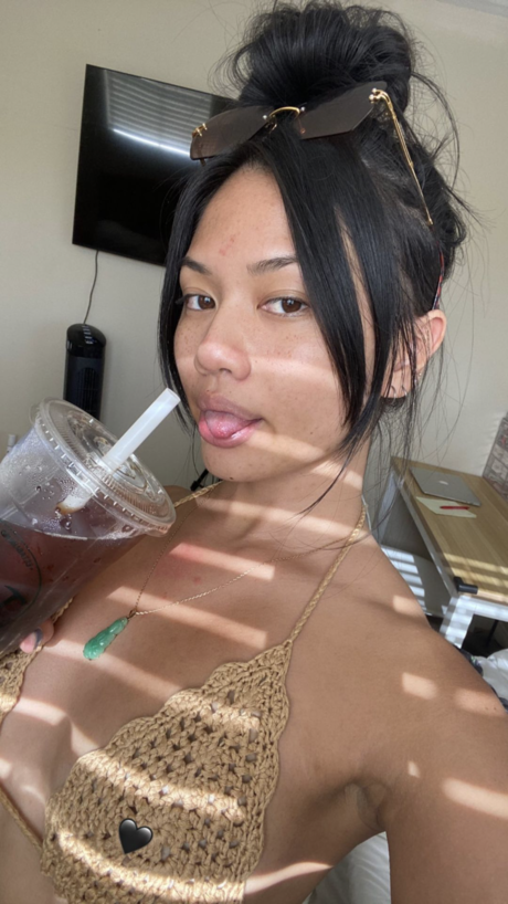 Nikkittran pornstar adult photo