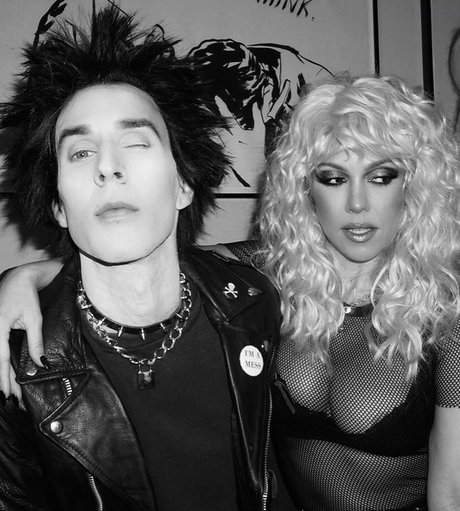 voyeur onlyfans art porn pics