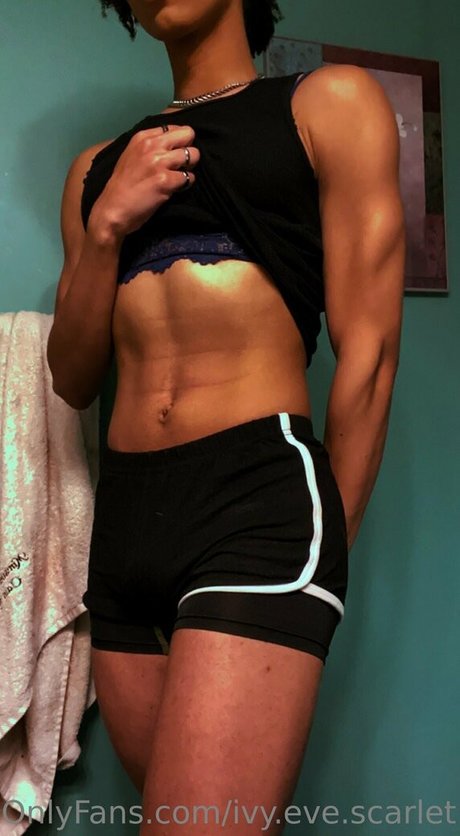 ivyevescarlet actress pics