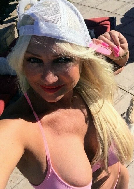 Linda Claridge star art picture