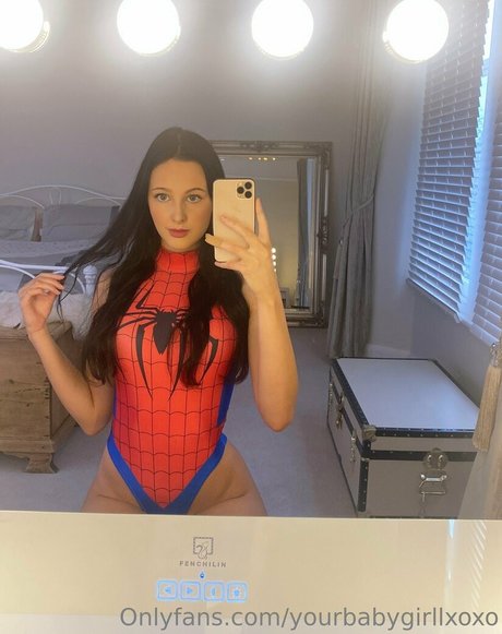 yourbabygirllxoxo pornstar erotic pic