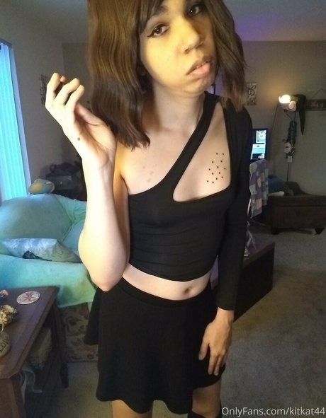 kitkat44 pornstar sexy photo