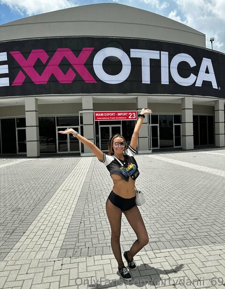 dirtydanii 69 perfect star pics