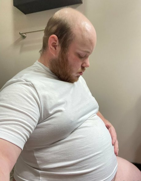 greedyglut10 model nude photo