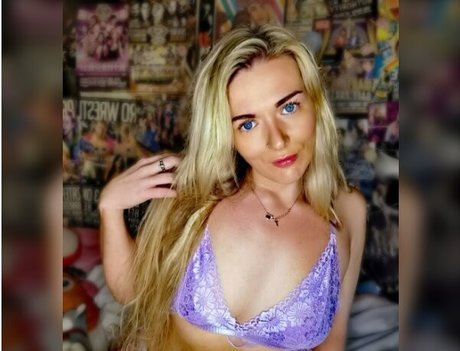 Session Moth Martina pornstar erotic photos