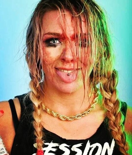 Session Moth Martina model art pictures