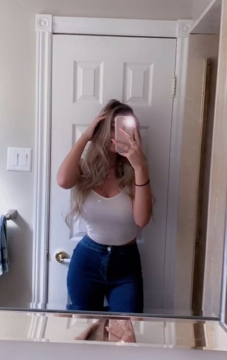 Maya Franco pornstar nude img