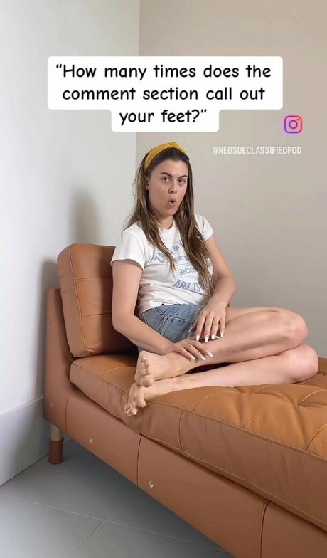 Lindsey Shaw star art photo