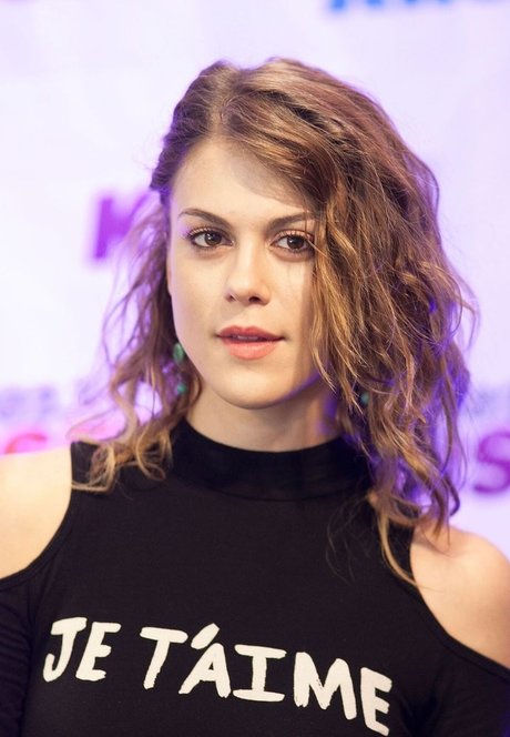 Lindsey Shaw beautiful actress photos