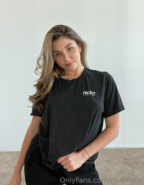 coachgigi top actress img