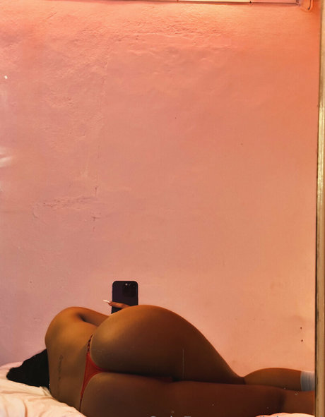 shemale fucks guy onlyfans porno img