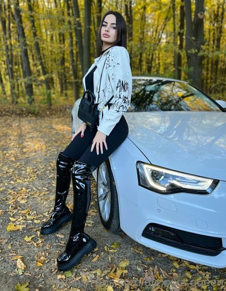 alexxxa queen pornstar art pics