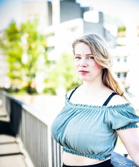 Laura Katz xxx actress images