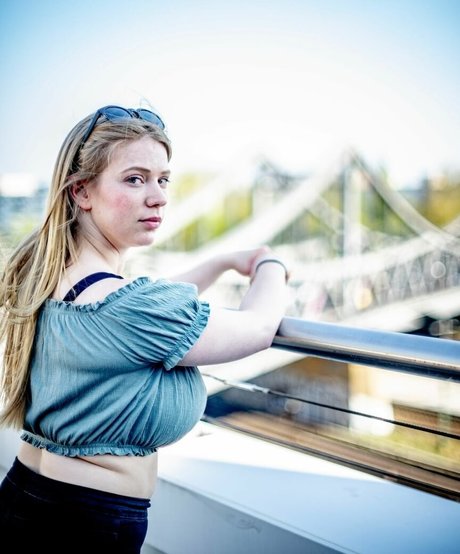 Laura Katz perfect star img