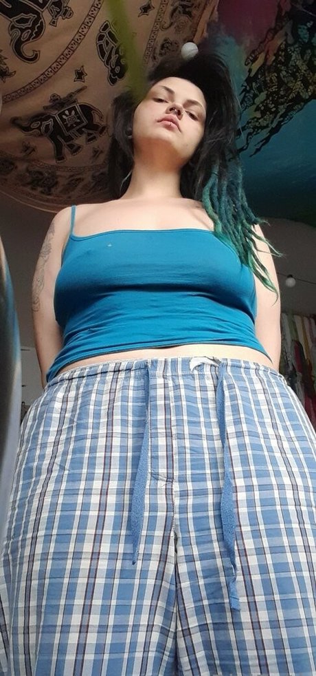 petite feet onlyfans hot nude image