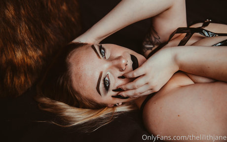 asian influencer onlyfans sexy nude images