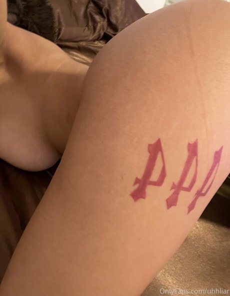 Uhhliar high quality model pics