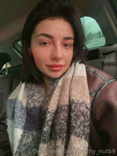 Yummy Nut porn actress photos