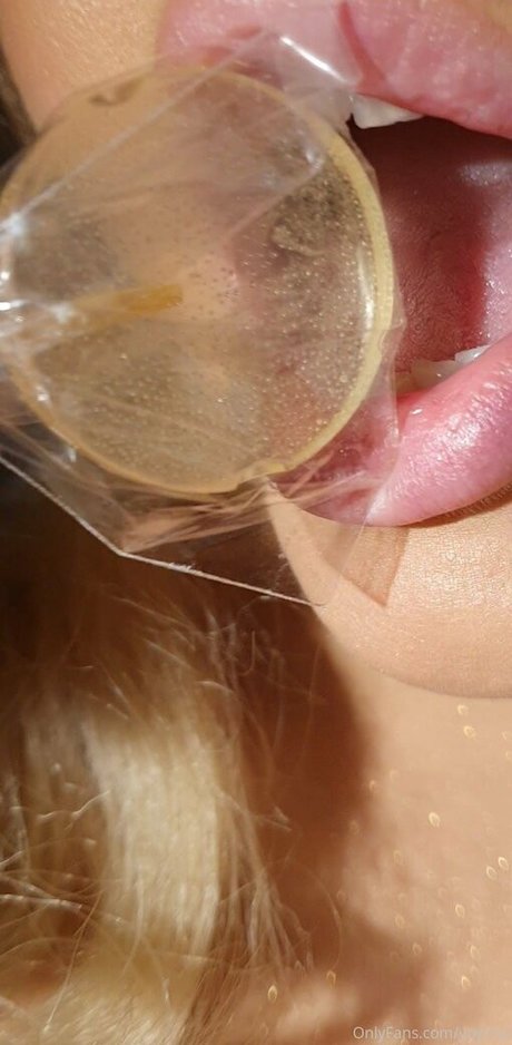 Baby Yona pornstar nudes photo