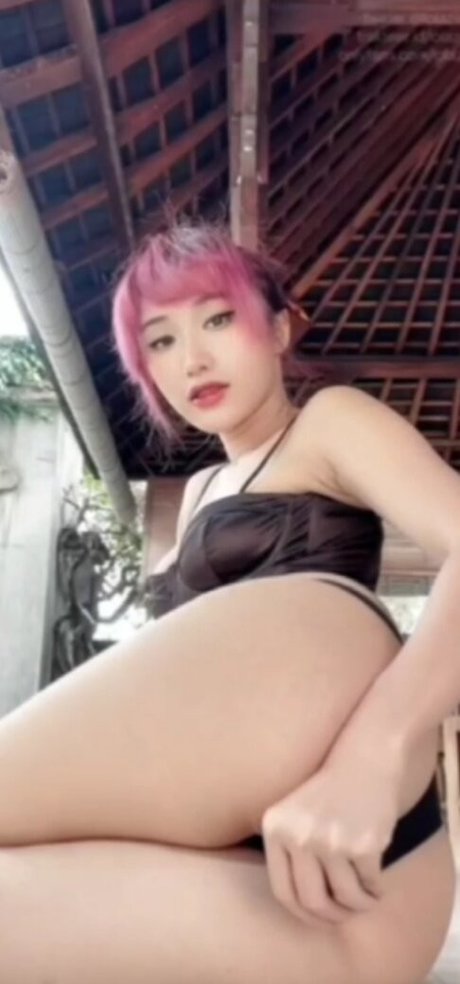 Lola Zieta model naked gallery