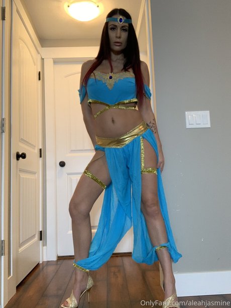 Aleah Jasmine_ model high quality pic