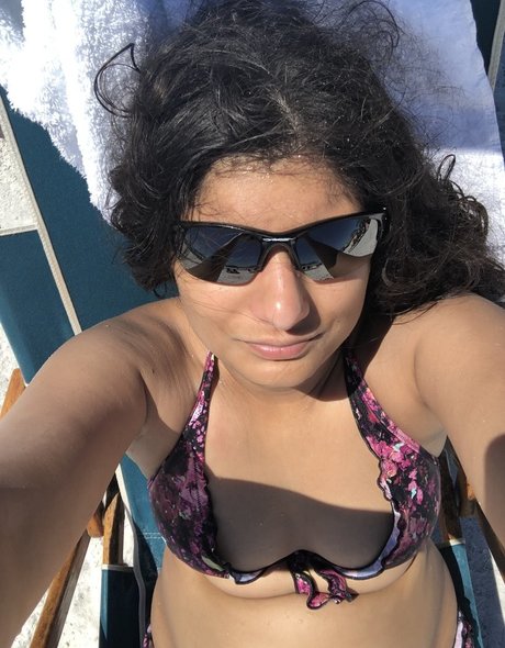 old lady onlyfans exclusive image