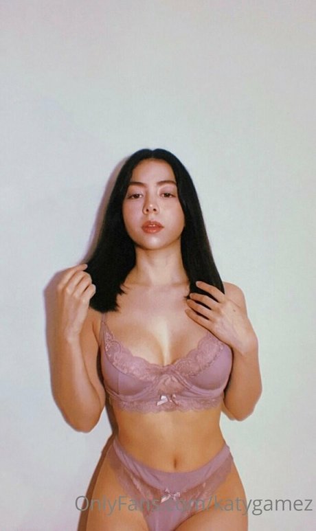 Katy Gamez pretty pornstar image