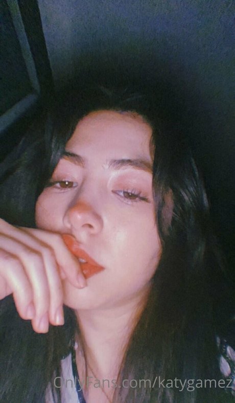 Katy Gamez high quality model pic