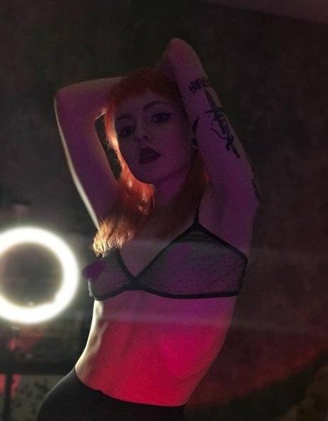 itsadeathwish free actress picture