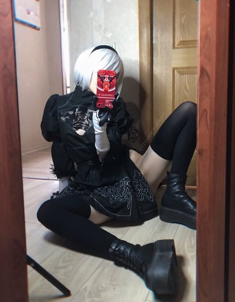 itsadeathwish sexy actress photo