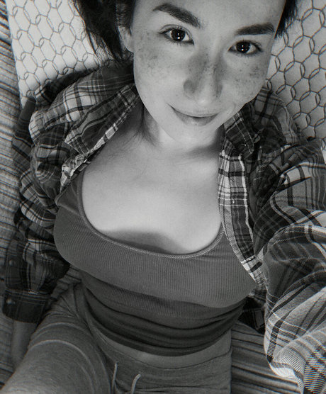 GoddessZoey pornographic model pics