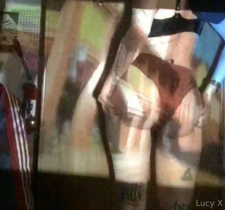 lucyxmachina art star gallery